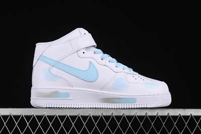 All categories Nk Air Force 1 Air Force series Nk Air Force 1 Mid Air Force mid-top Nk Air Force 1'07 Mid sky blue Hand-painted fracture Three hook shadow Air Force 1 strap mid-top casual sneakers CW2289-111